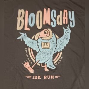 Bloomsday 12K Run 1977 t-shirt Large NEW Inaugural marathon race spokane